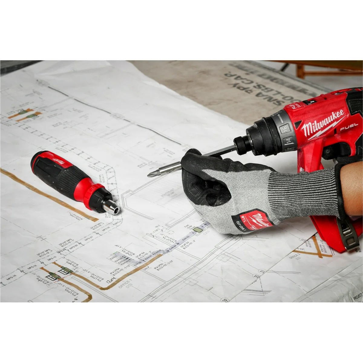 Tool 14 - In - 1 Ratcheting Multi - Bit Screwdriver - Revved Up Auto